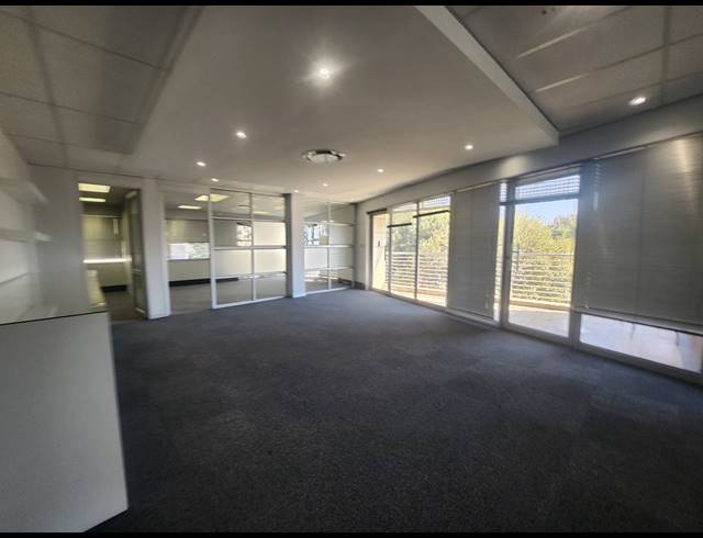 408M² OFFICE TO LET IN WOODMEAD
